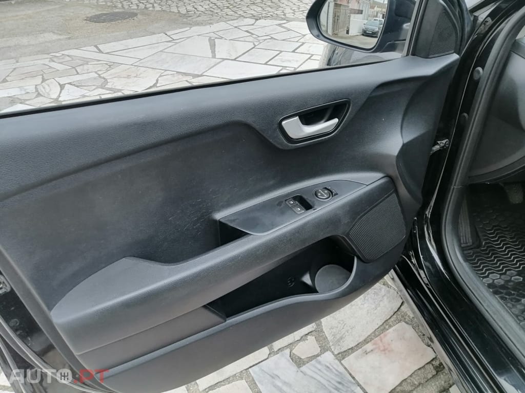 Kia Rio 1.2 CVVT EX