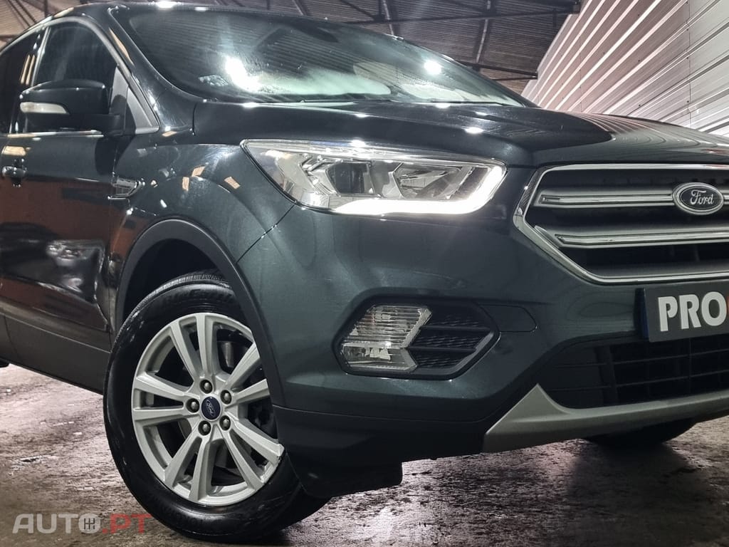 Ford Kuga 1.5 TDCi Titanium