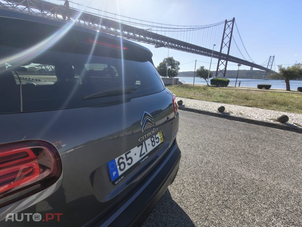 Citroën C5 Aircross 1.2 PureTech Shine — fotografia 15