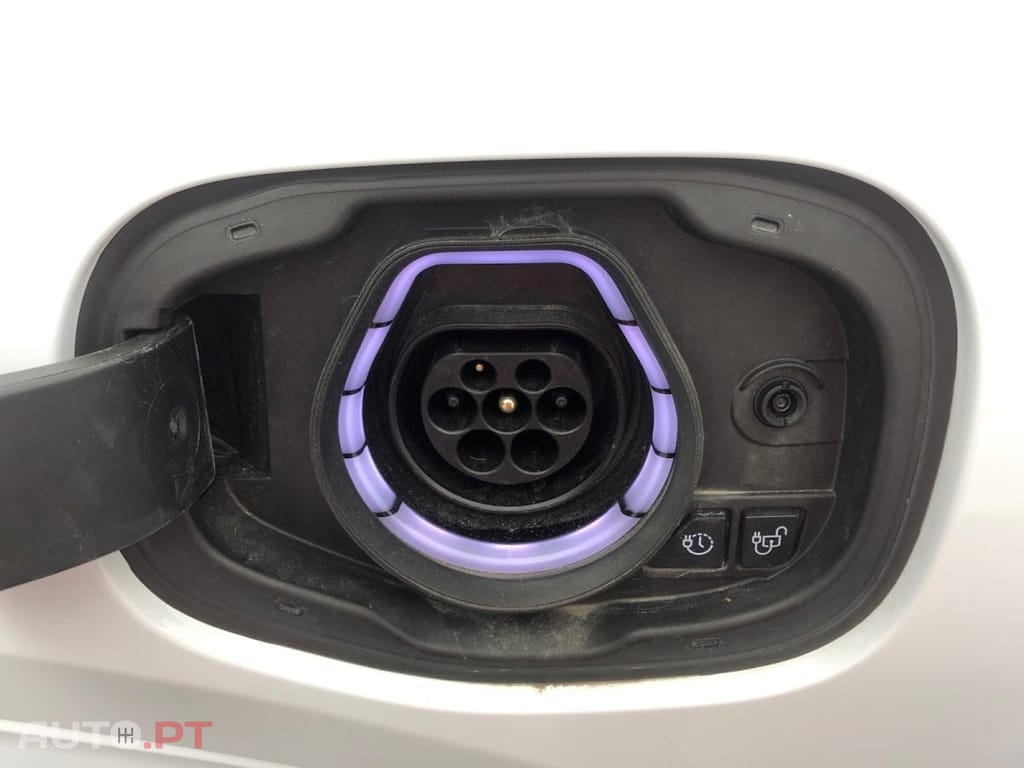 Ford Kuga 2.5 Powershift PHEV ST-Line X