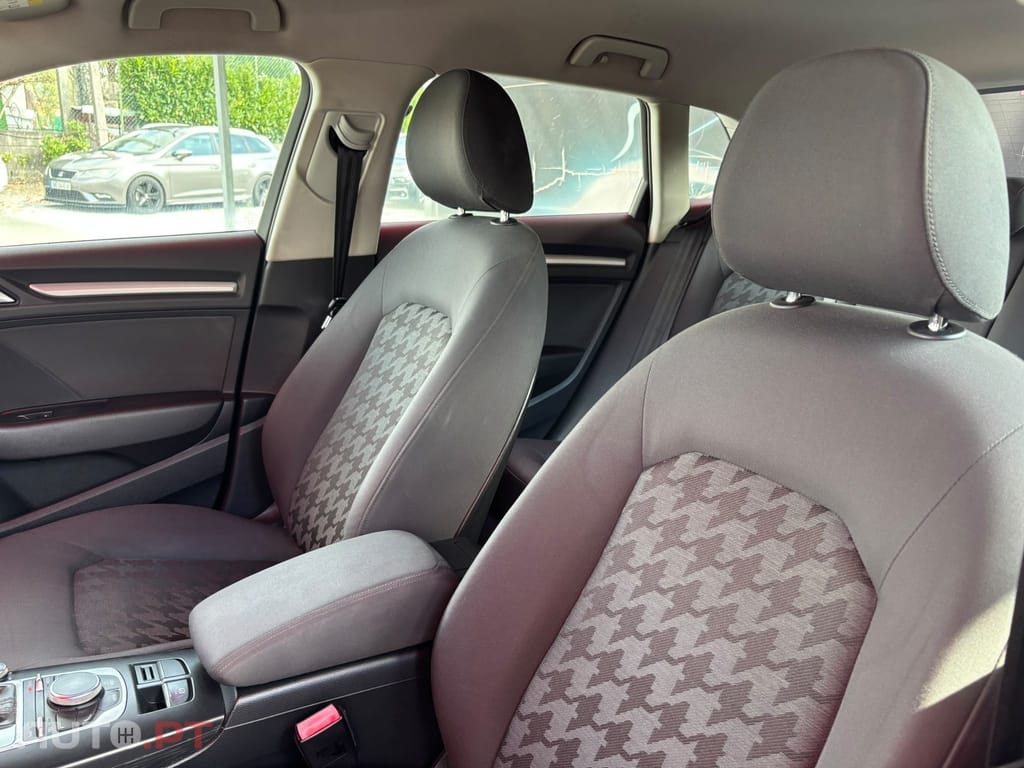 Audi A3 Sportback 1.6 TDi S-line S tronic