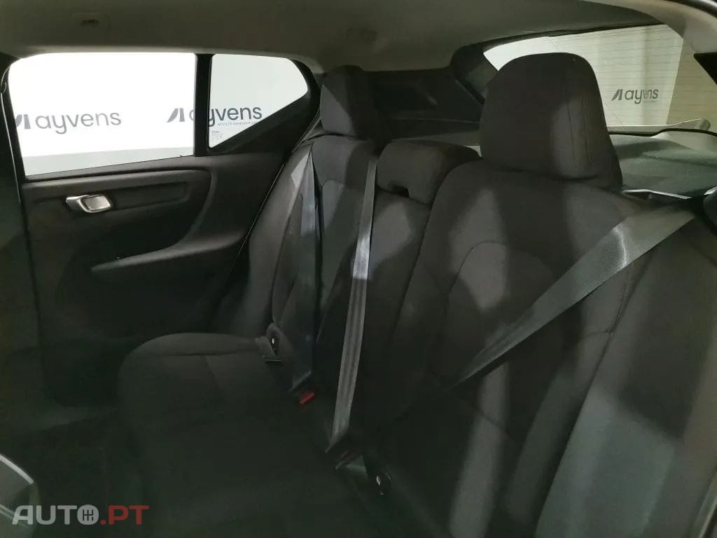 Volvo XC40 1.5 T3 Momentum Core