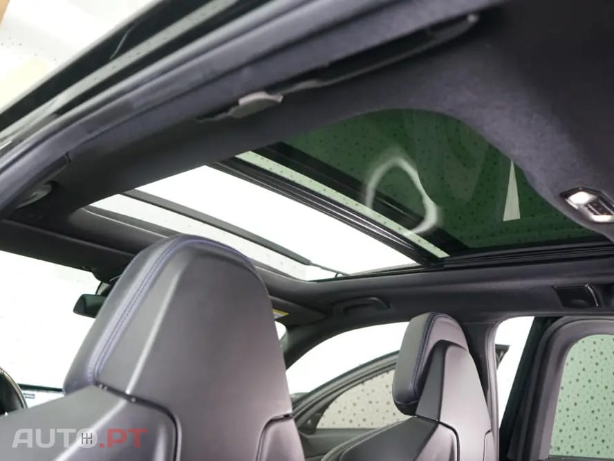 BMW 330 e iPerformance Sport Line