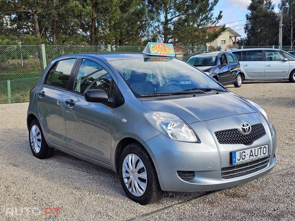 Toyota Yaris 1.0 VVT-i Comfort+AC
