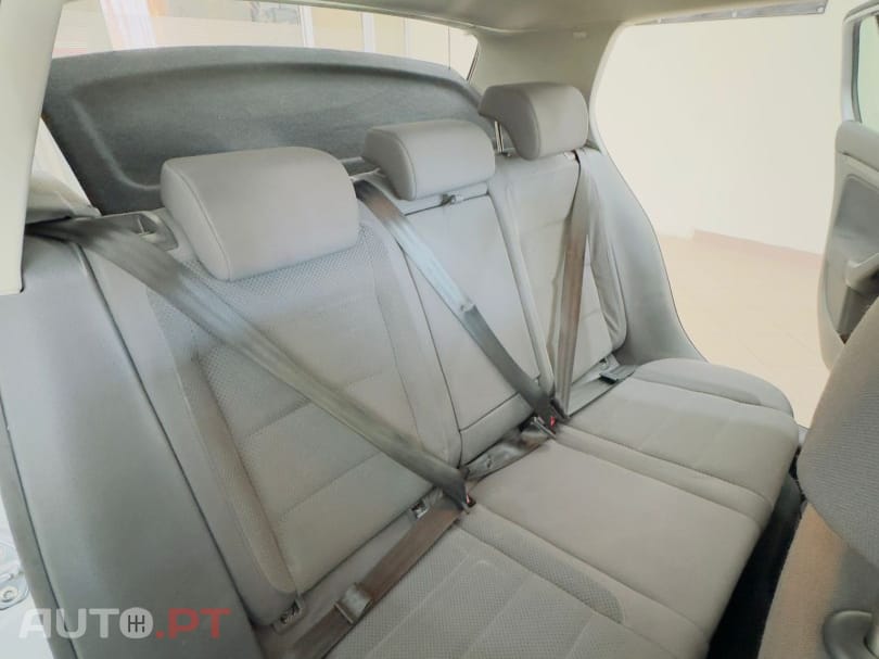 Volkswagen Golf 1.9 TDi Confortline DSG