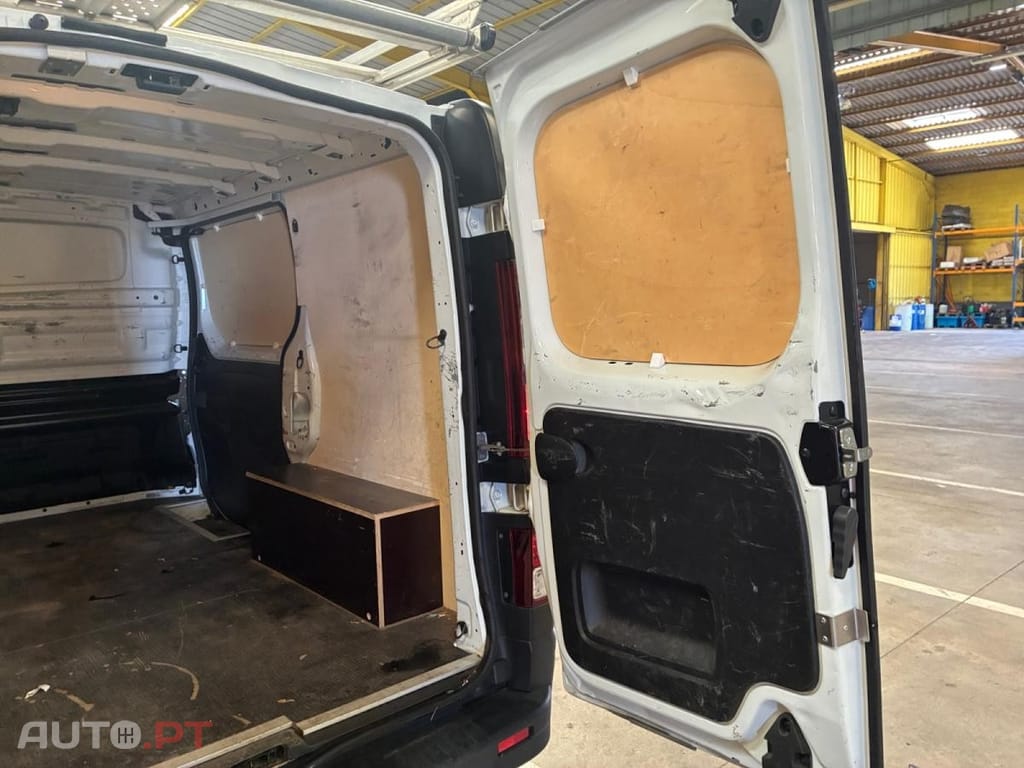 Renault Trafic 2.0 Blue dCi L1H1 EDC