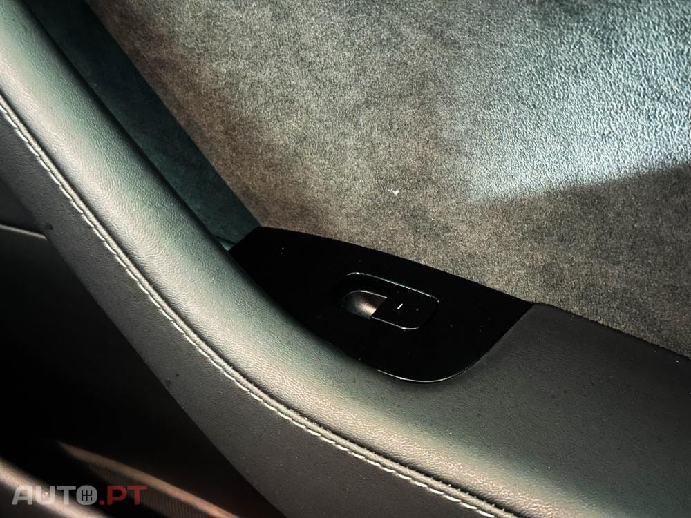 Tesla Model 3 Long-Range Dual Motor AWD