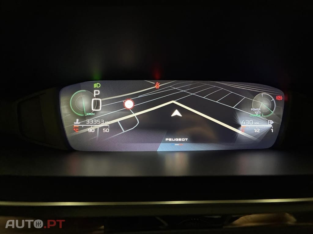Peugeot 408 Hybrid Allure e-DCS6