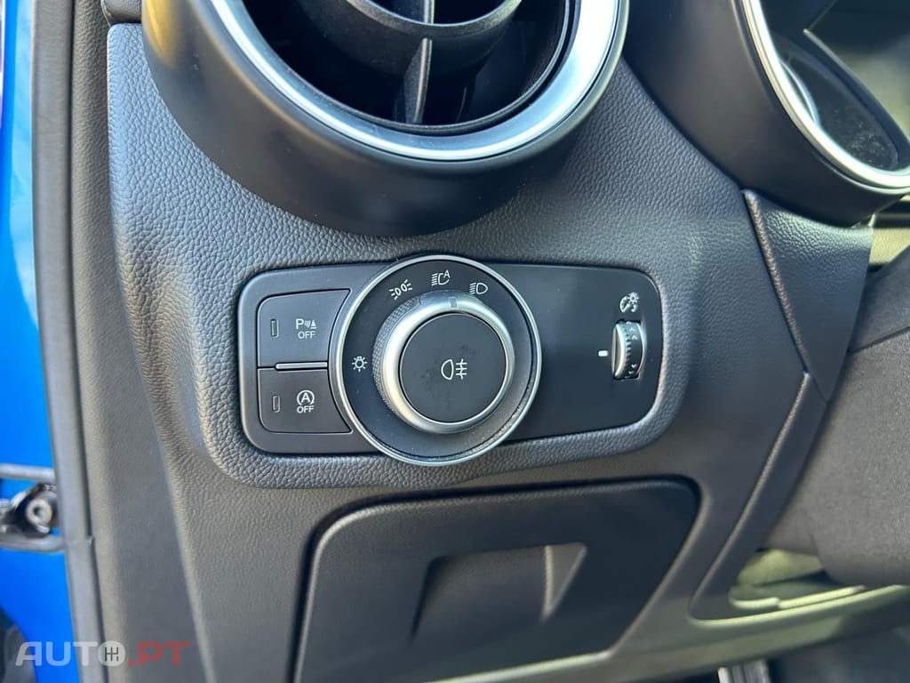 Alfa Romeo Stelvio V6 2.9 Bi-Turbo AT8-Q4 Quadrifoglio