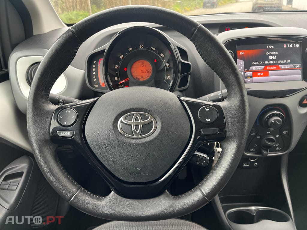 Toyota Aygo 1.0 X-Play+X-Touch