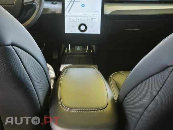 Ford Mustang MACH-E 99KWH PREMIUM