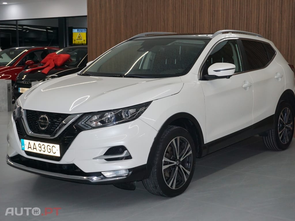 Nissan Qashqai 1.5 dCi N-Connecta J18
