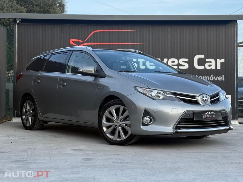 Toyota Auris 1.8 HSD Exclusive