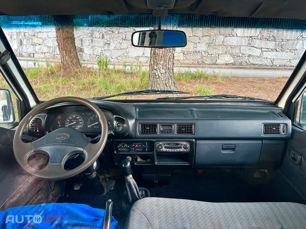 Hyundai H100 .
