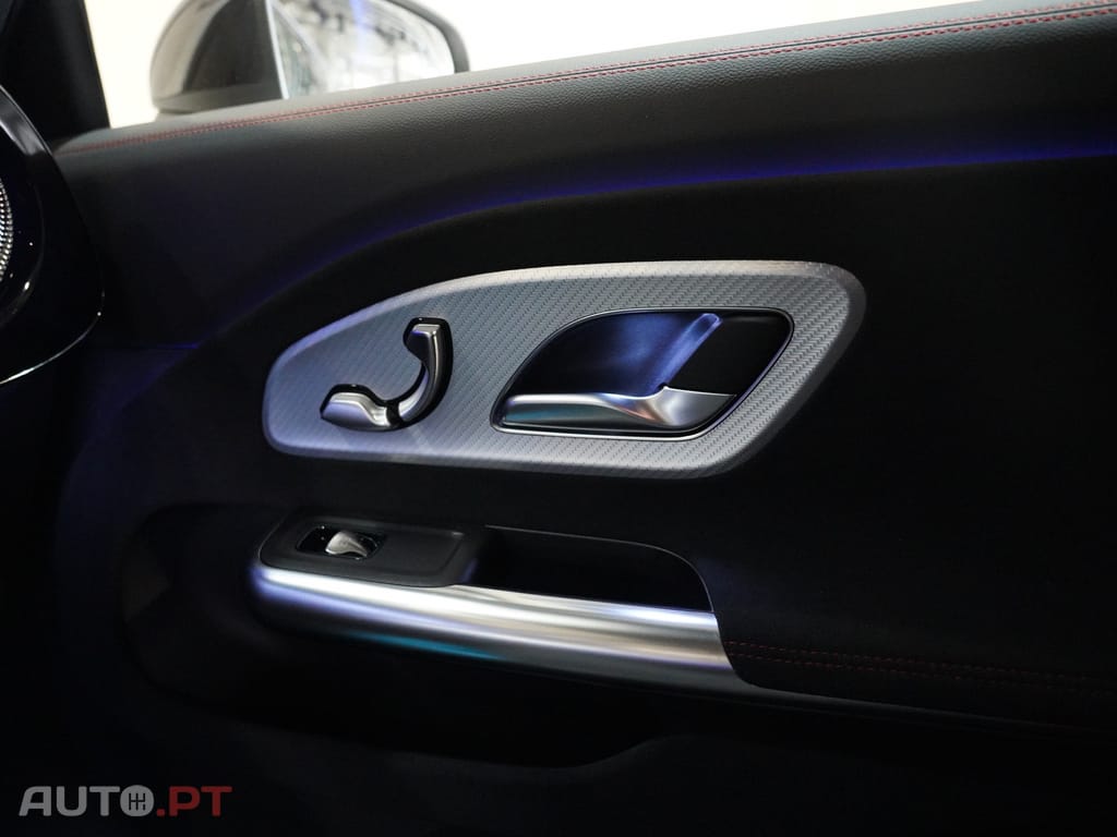 Mercedes-Benz CLA 250 com tecnologia EQ