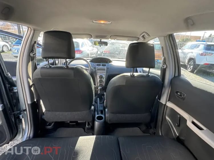 Toyota Yaris 1.0 VVT-i Comfort+AC
