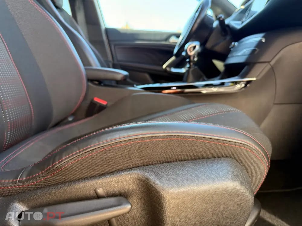 Peugeot 308 1.2 PureTech GT Line