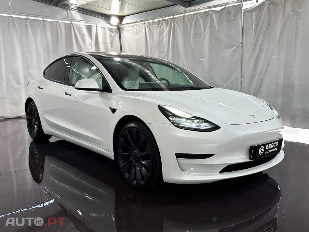 Tesla Model 3 Performance AWD