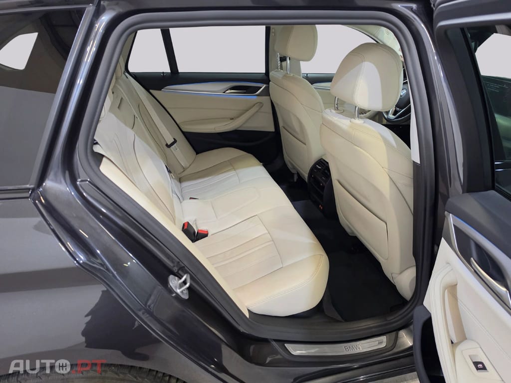 BMW 530 I.V.A DEDUTIVEL 