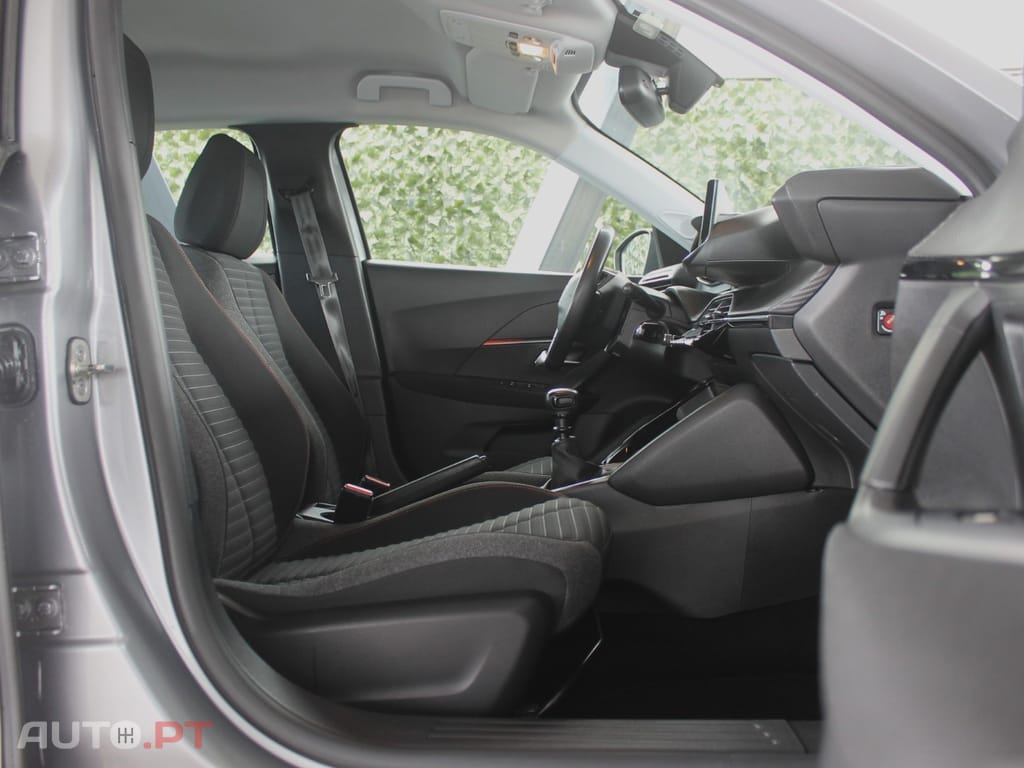 Peugeot 2008 1.5 BlueHDi Active Pack