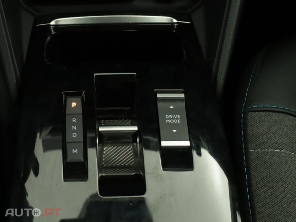 Citroen C4 C4 1.2 PureTech Plus EAT8