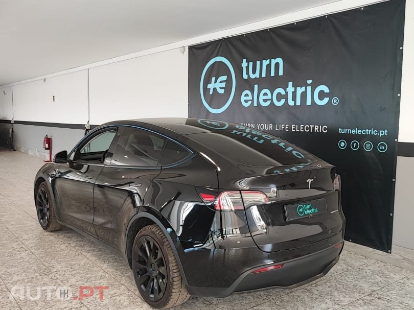 Tesla Model Y Long Range Dual Motor AWD