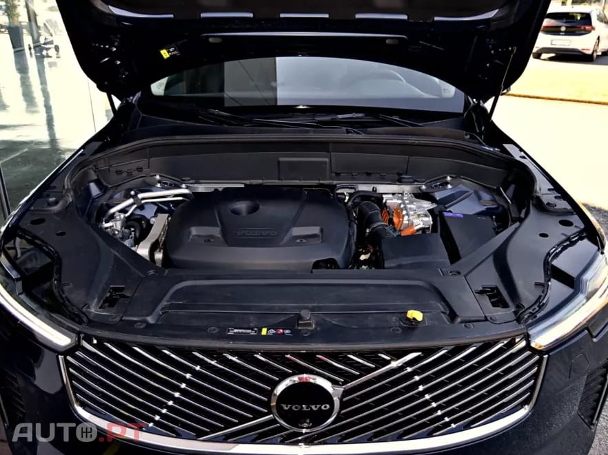 Volvo XC90 2.0 T8 PHEV Inscription Expression AWD