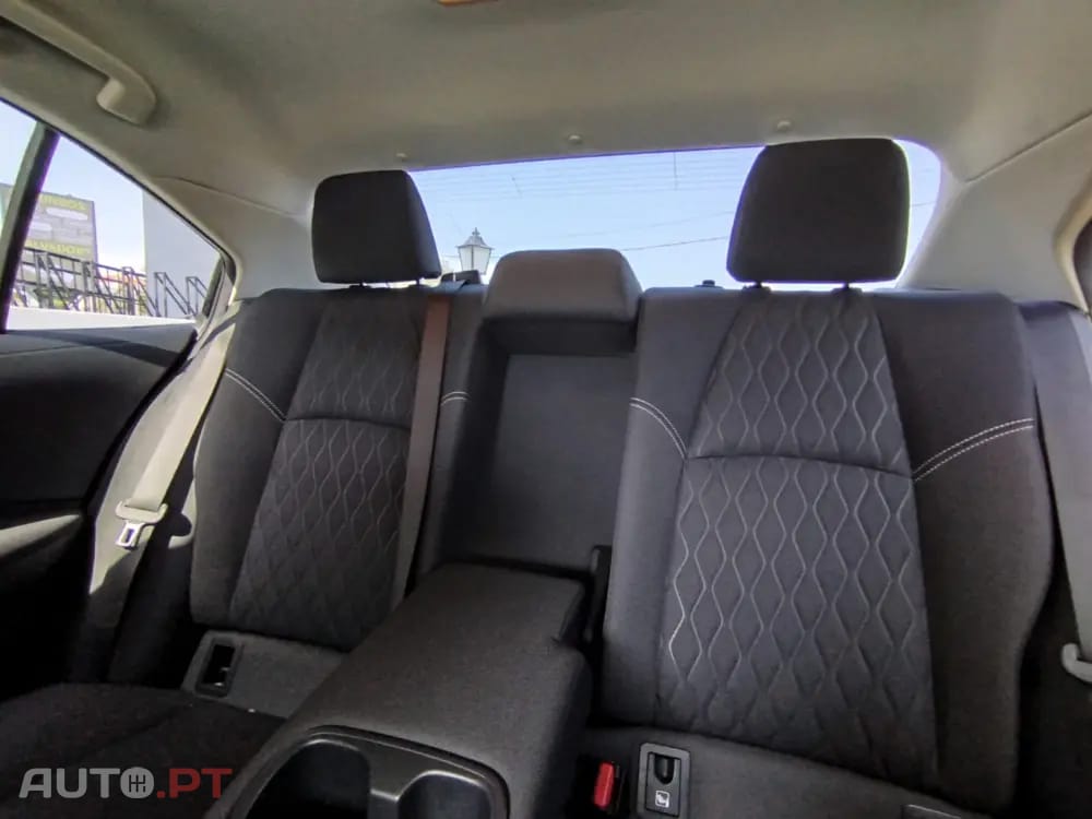 Toyota Corolla 1.8 Hybrid Exclusive