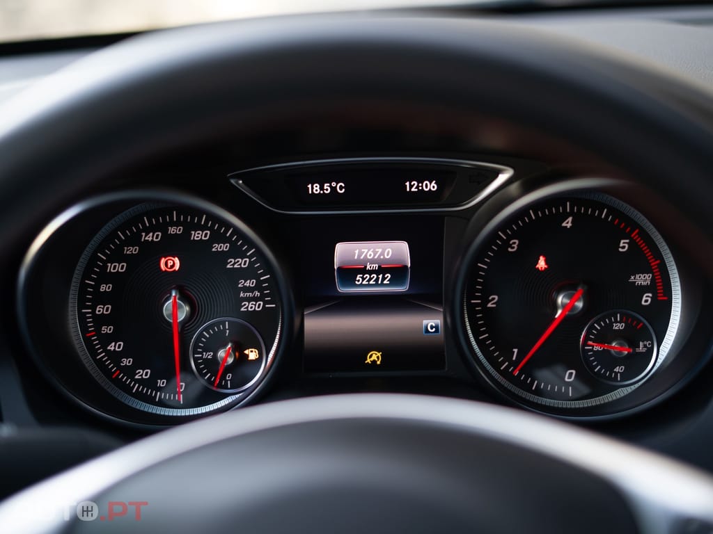 Mercedes-Benz CLA 180 d AMG Line