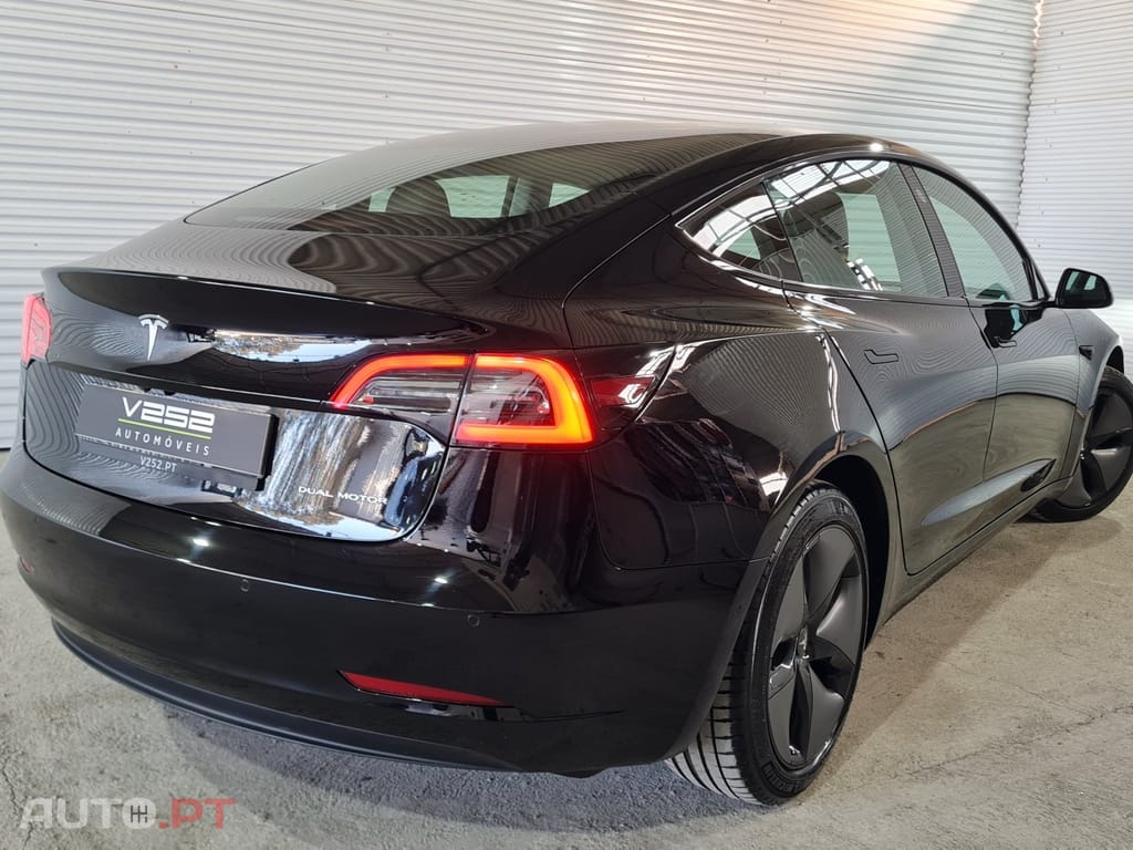 Tesla Model 3 LONGE RANGE DUAL MOTOR