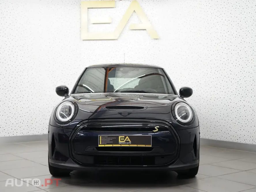 MINI Cooper Cooper SE Premium Classic