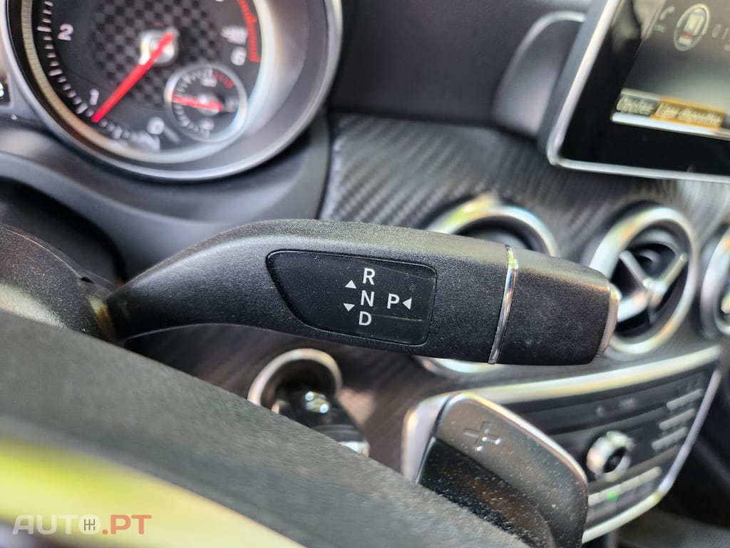 Mercedes-Benz A 180 d 7G-DCT AMG Line