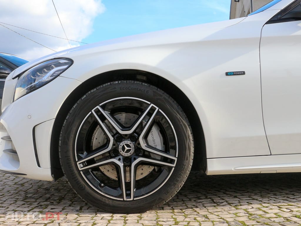 Mercedes-Benz C 300 de AMG Line