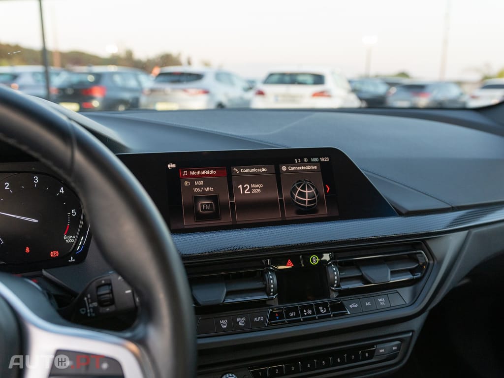 BMW 116 d Pack Desportivo M