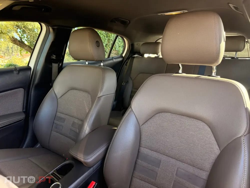 Mercedes-Benz GLA 180 d SENSATION