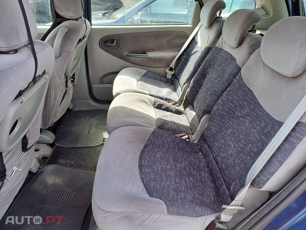 Renault Scénic 1.4 16V Conquest