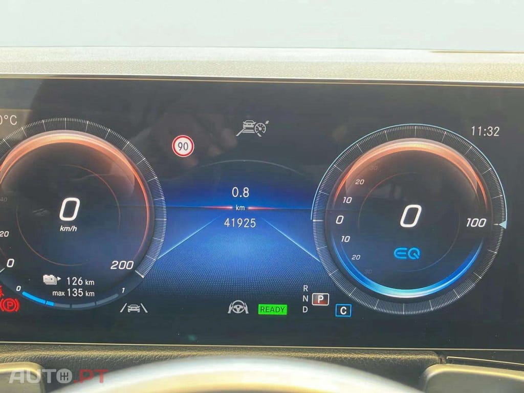 Mercedes-Benz EQB 300 4Matic Progressive