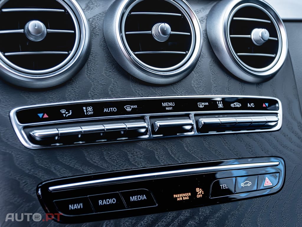 Mercedes-Benz C 300 de AMG Line