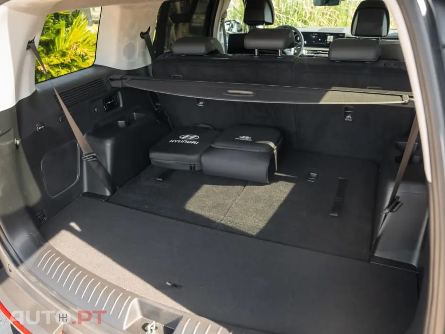 Hyundai Santa Fe 1.6 Plugin-Hybrid 4WD 7L Signature