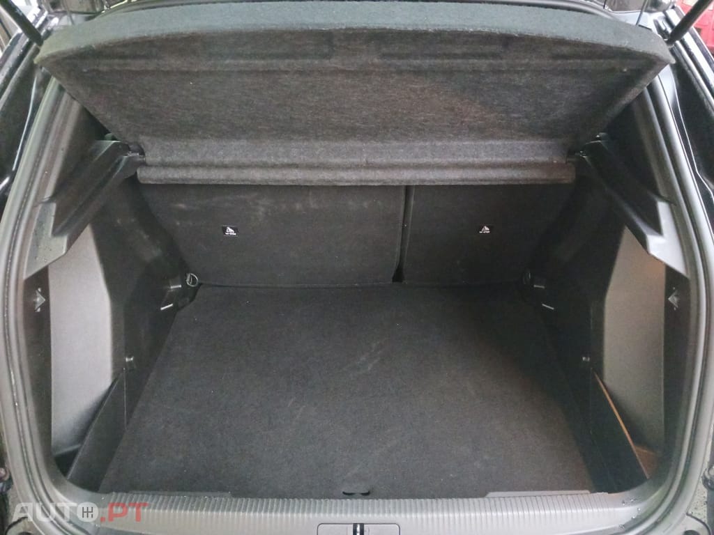 Peugeot 2008 1.2 PureTech Active Pack