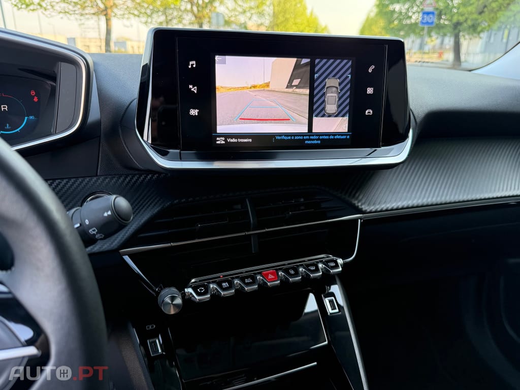 Peugeot 2008 1.2 PureTech Allure Pack EAT8