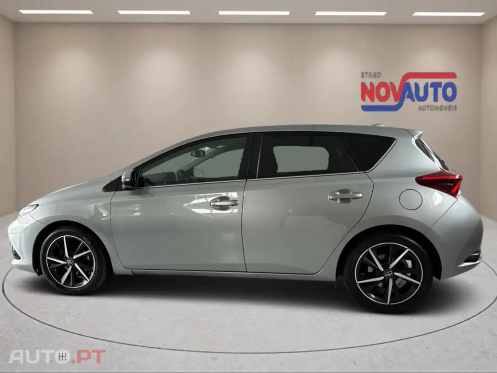 Toyota Auris 1.2T Exclusive