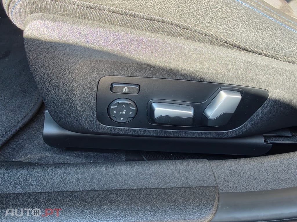 BMW 320 e Pack Desportivo M Auto