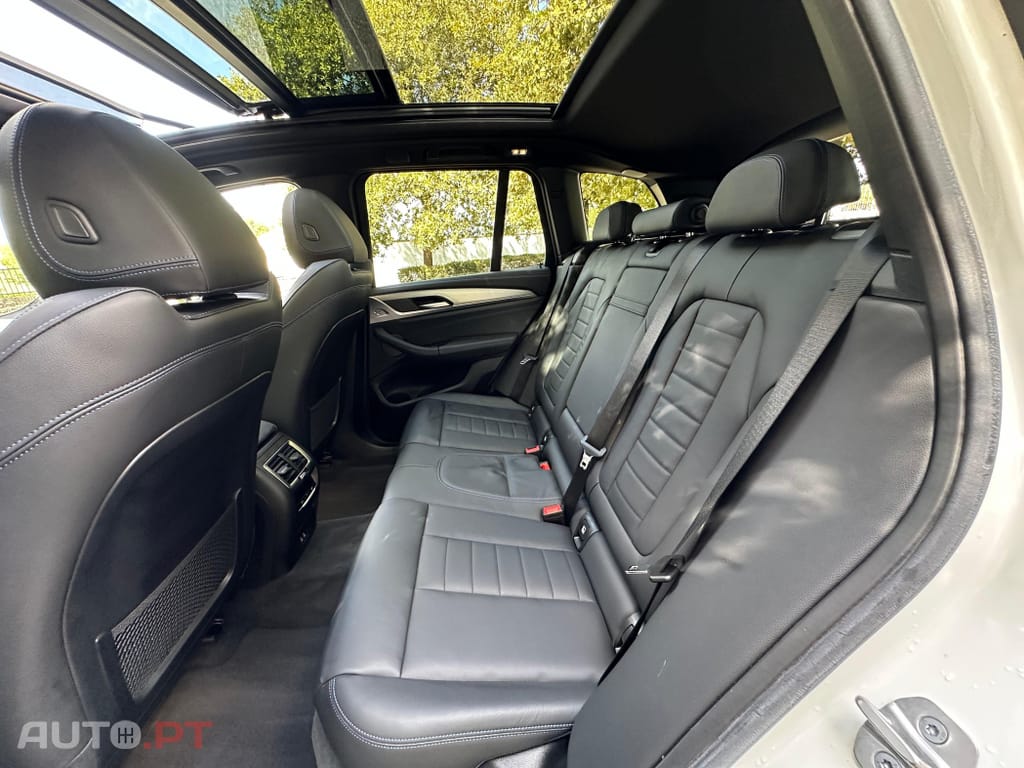 BMW iX3 M Sport Inspiring