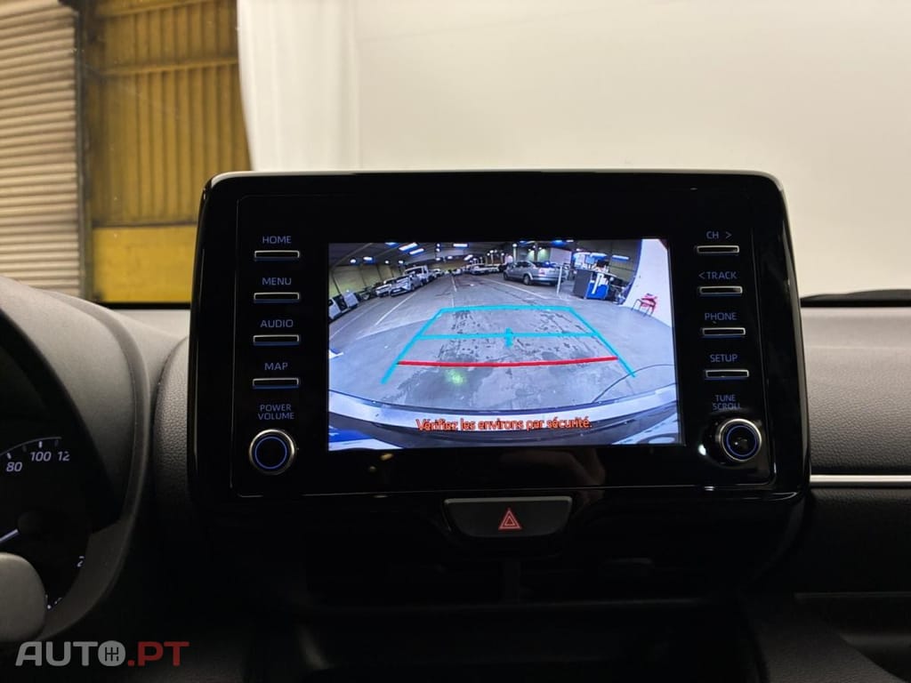 Toyota Yaris 1.5 Hybrid Dynamic Business + Stage Academy