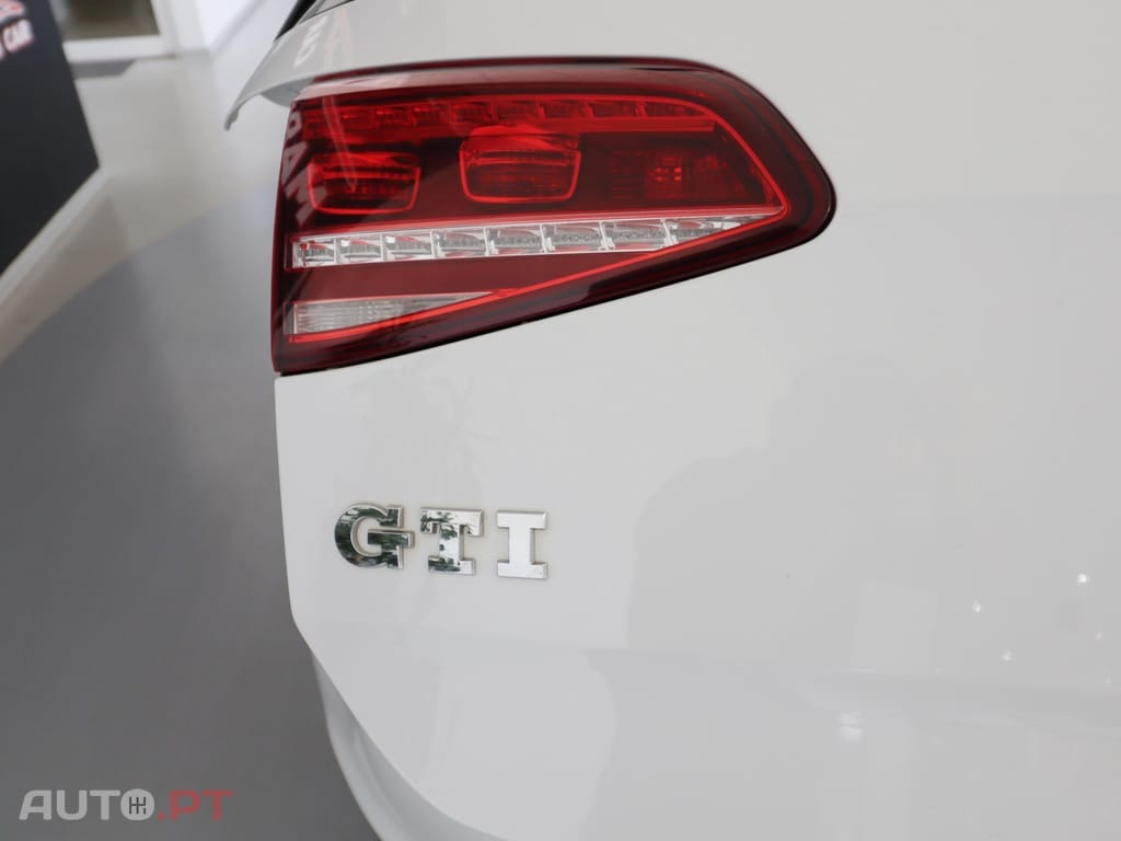 Volkswagen Golf GTI Performance