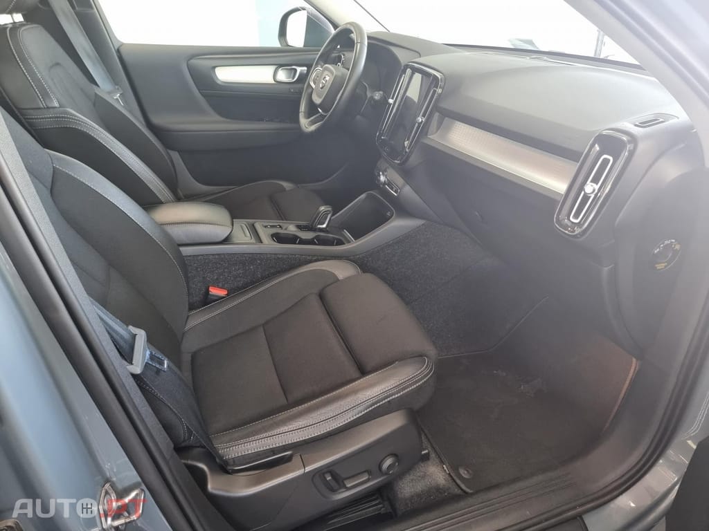 Volvo XC40 2.0 D3 Momentum Plus Geartronic