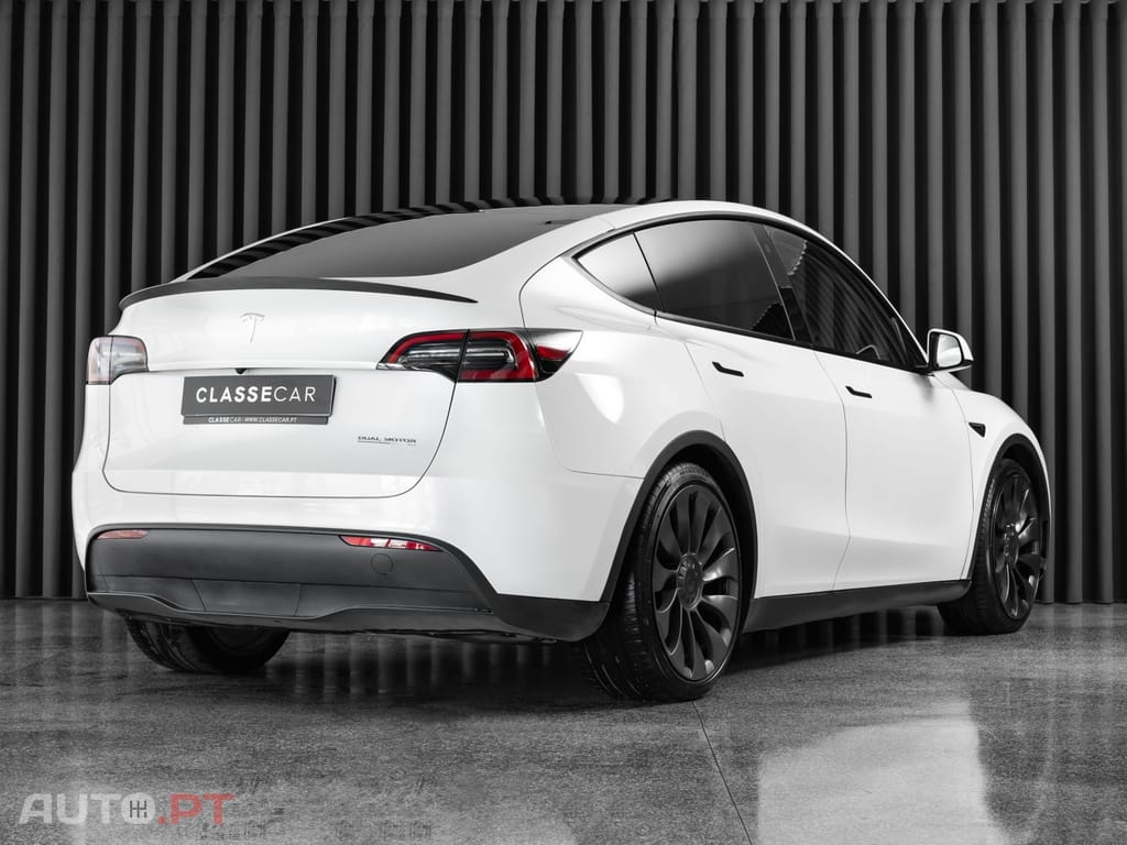 Tesla Model Y Performance Tração Integral