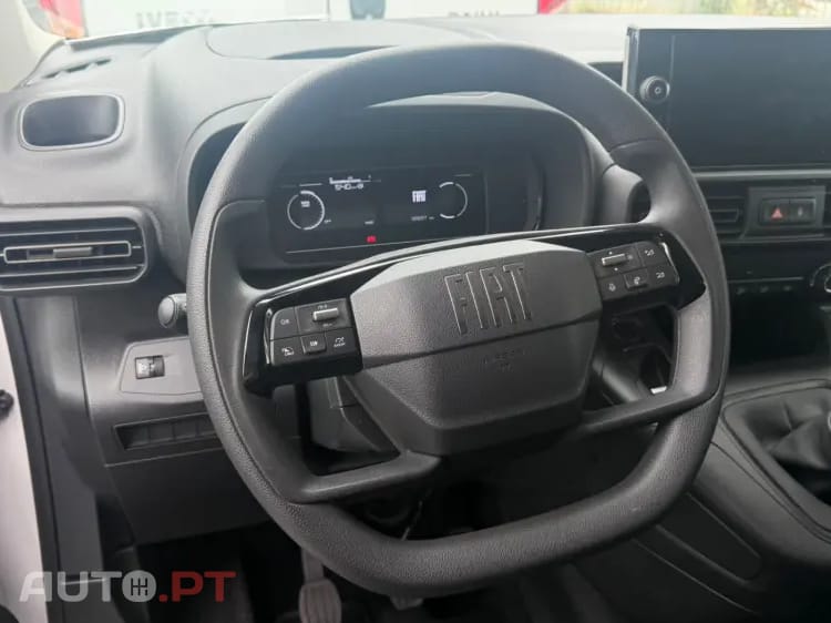 Fiat Doblo Outro