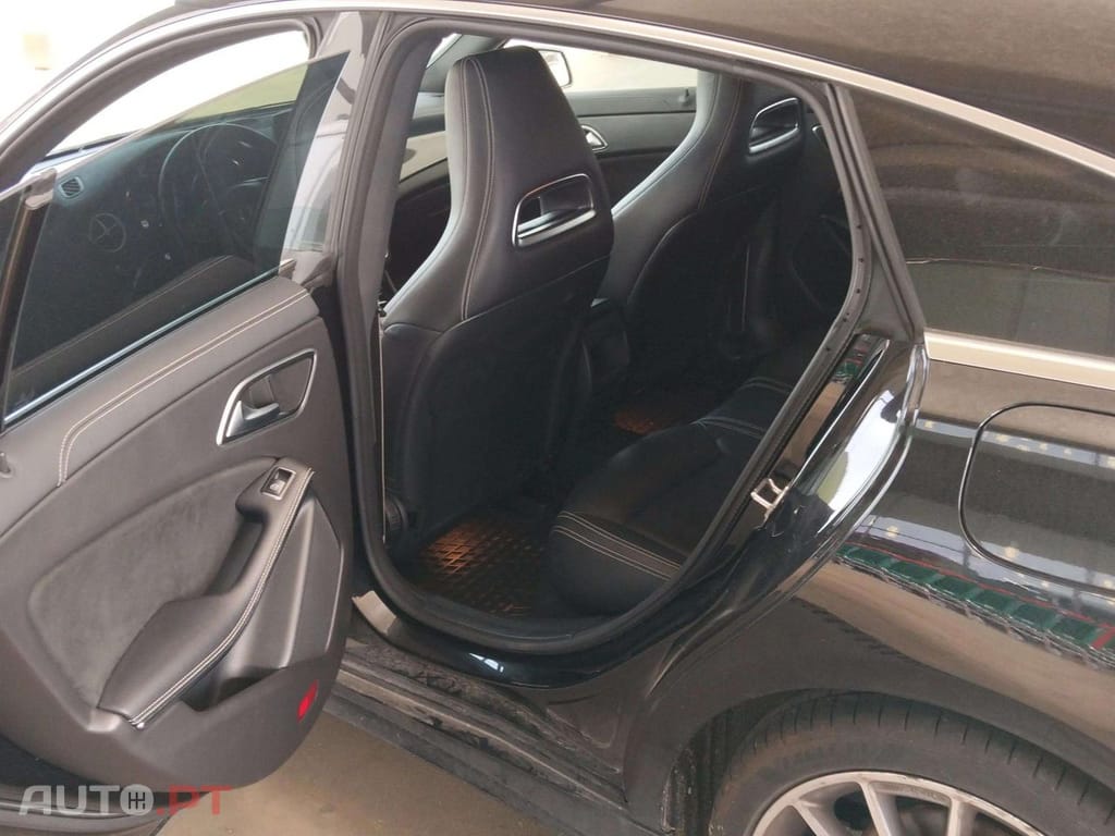 Mercedes-Benz CLA 200 d Shooting Brake AMG Line Aut.